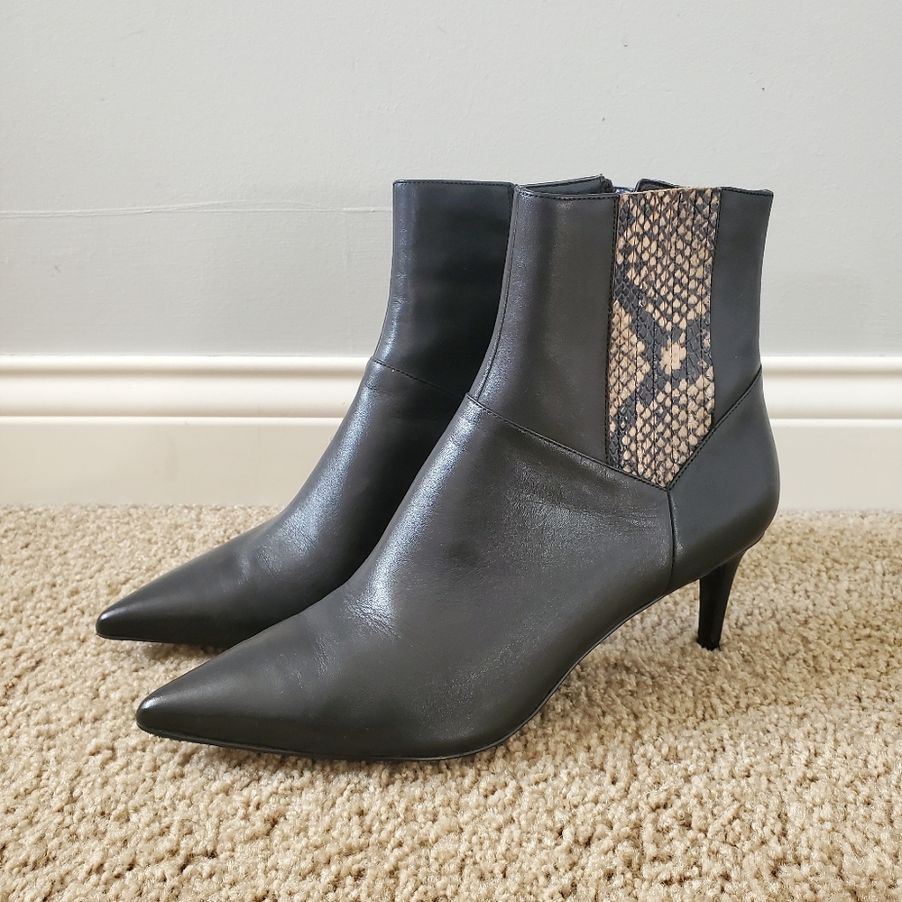 Nine West Black Leather Ankle Boots Size 10.5M